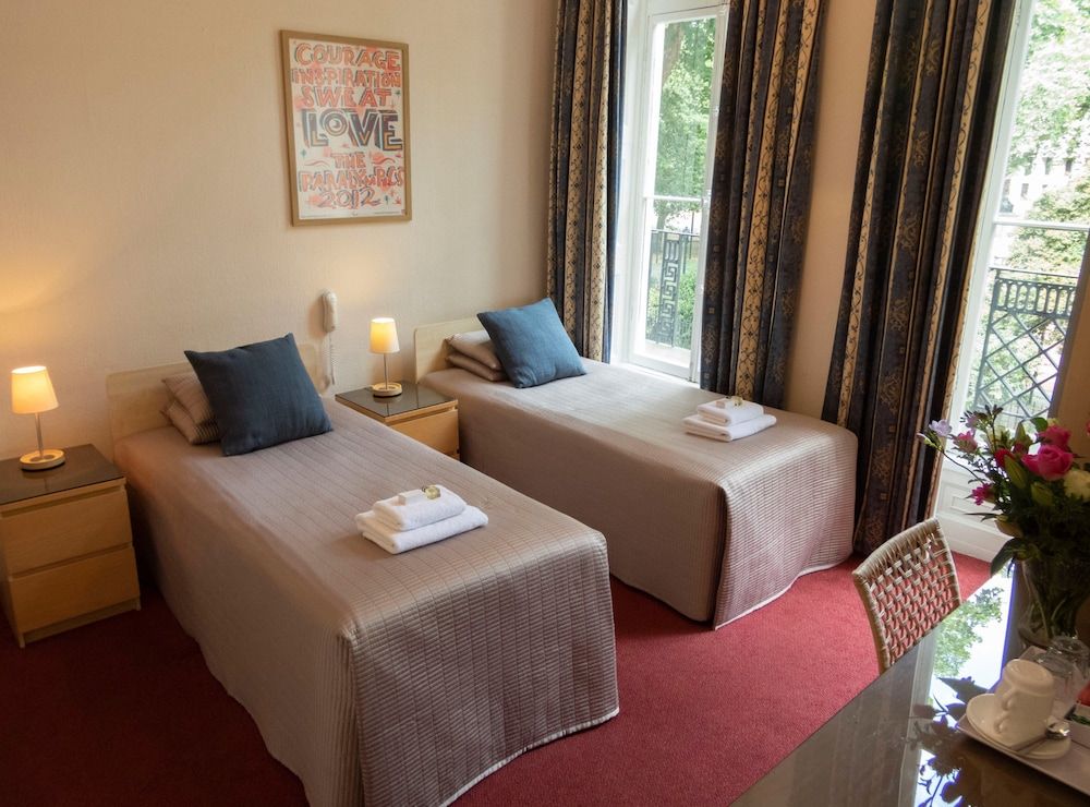 Twin Room, Ensuite