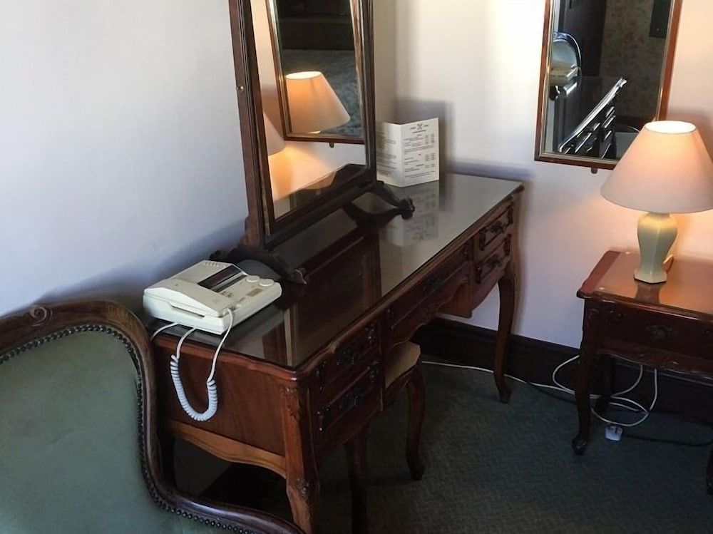 Cross Keys Hotel Standard Double Room, Ensuite (Standard Double) 9