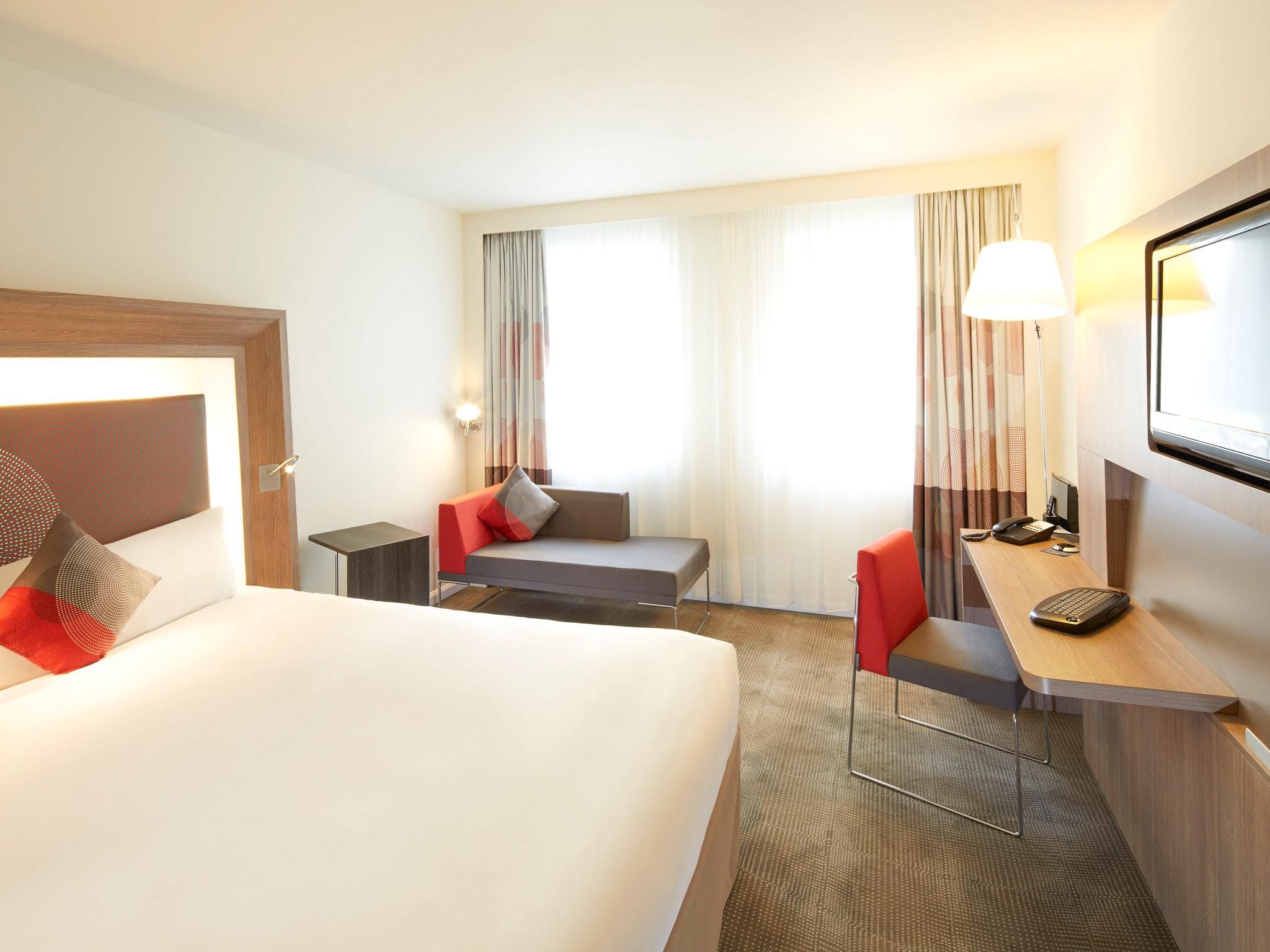 Superior Premium Room with Queen Bed and conver tible Sofa Bed