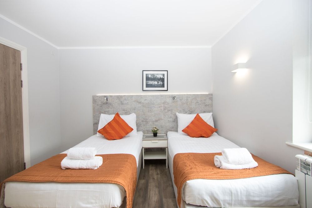 Westciti Caroco Aparthotel