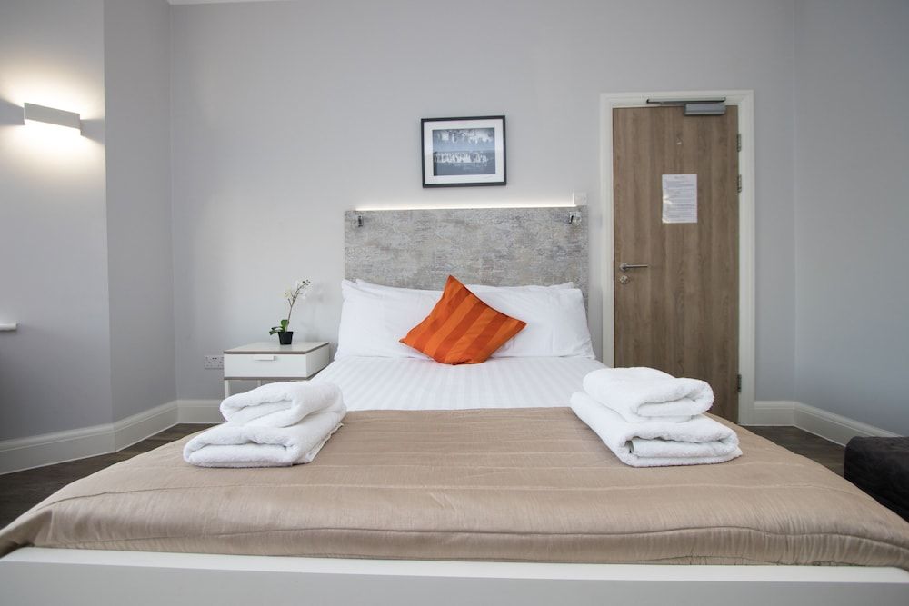 Westciti Caroco Aparthotel Studio, 1 Double Bed 2