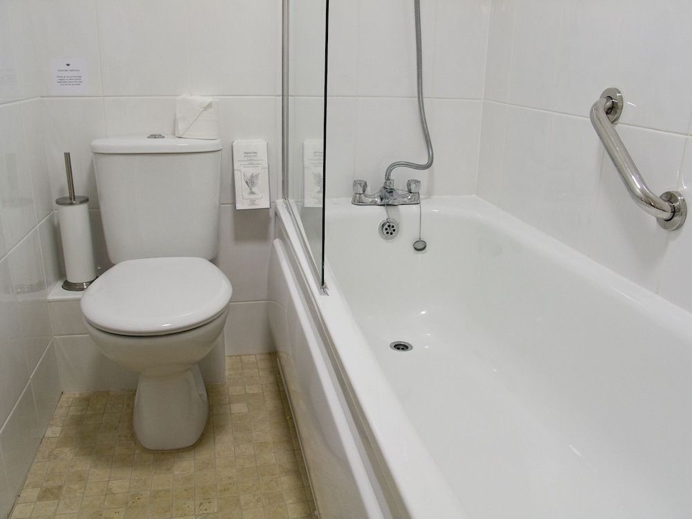 The Railway Inn Double Room, Ensuite 4