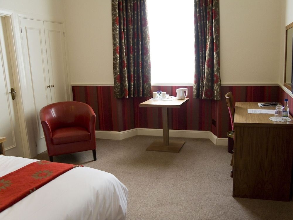 The Railway Inn Double Room, Ensuite 5
