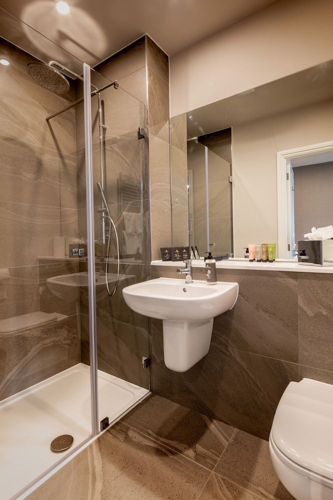 Beech House Studio, 1 Double Bed 19