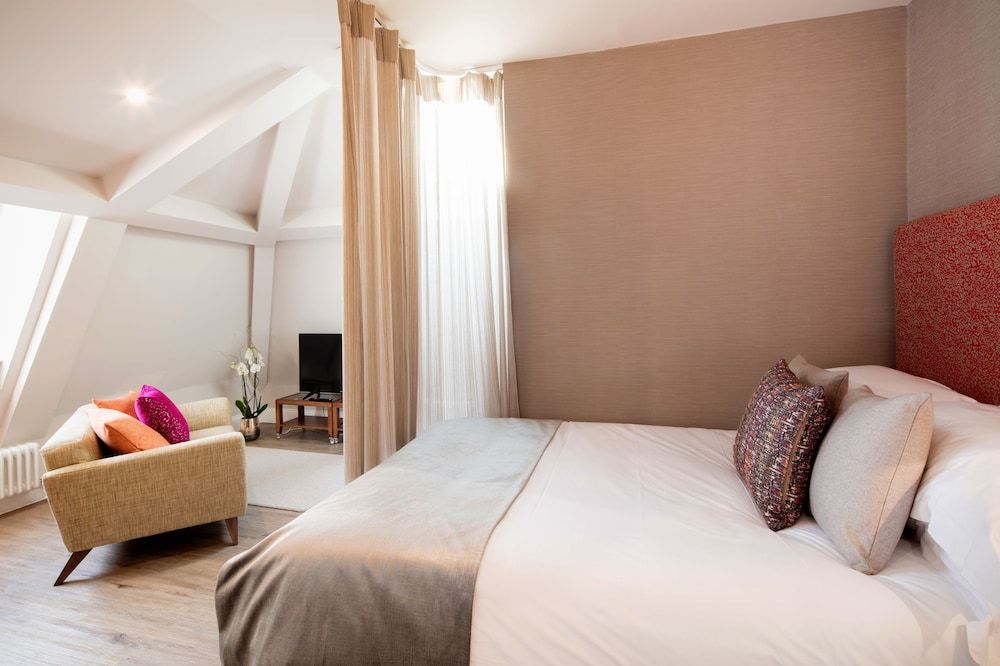 Beech House Studio, 1 Double Bed 11