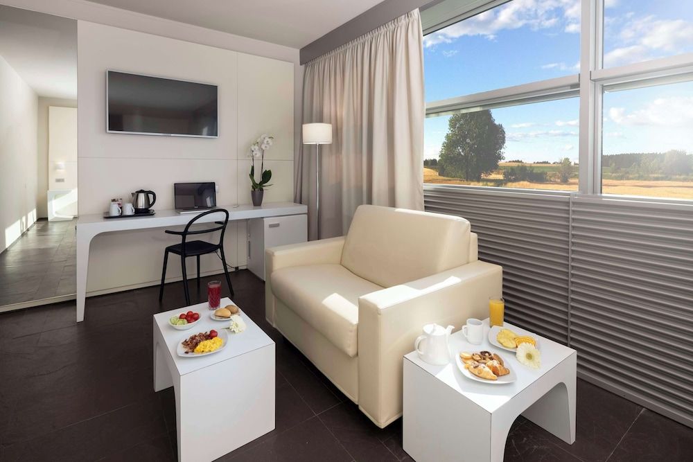 Best Western Hotel Green City Standard Room, Multiple Beds 2