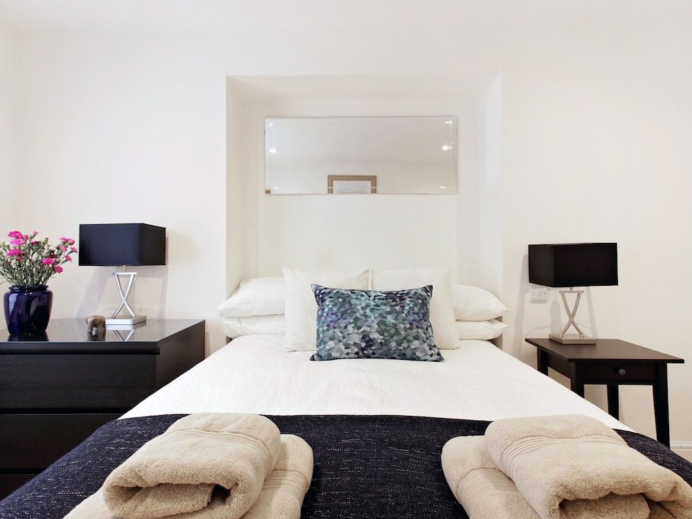 undefined Central London Flat Westminster 9