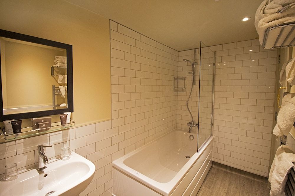 The Groes Inn Deluxe Double or Twin Room 11