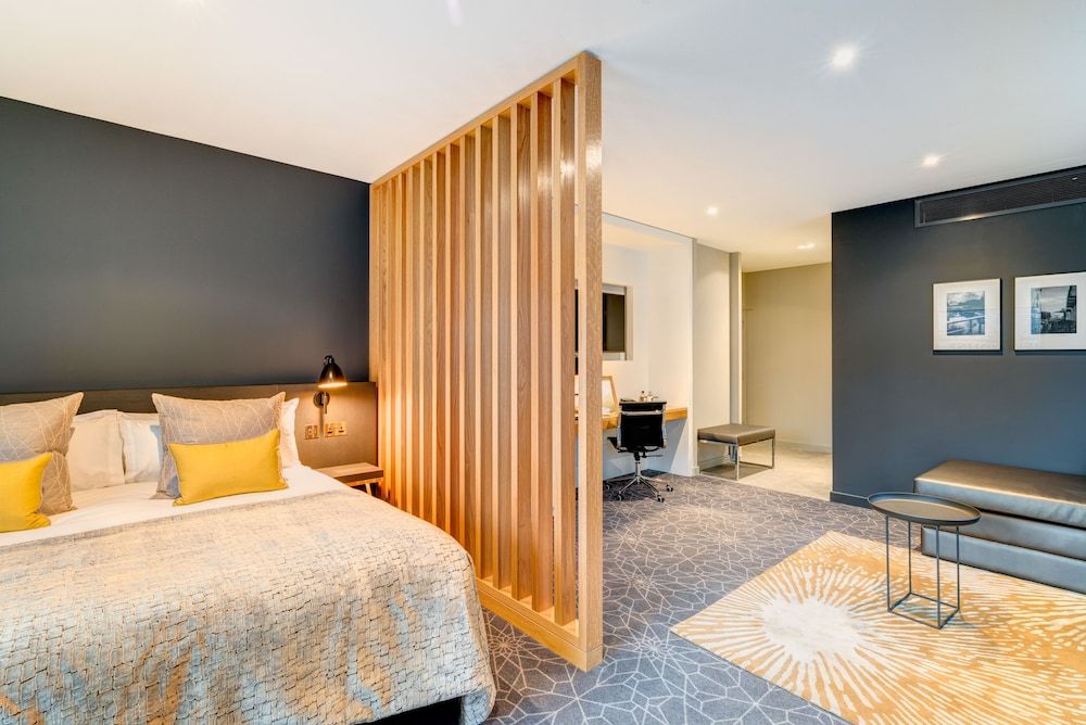 undefined Apex City of Bath Hotel 4