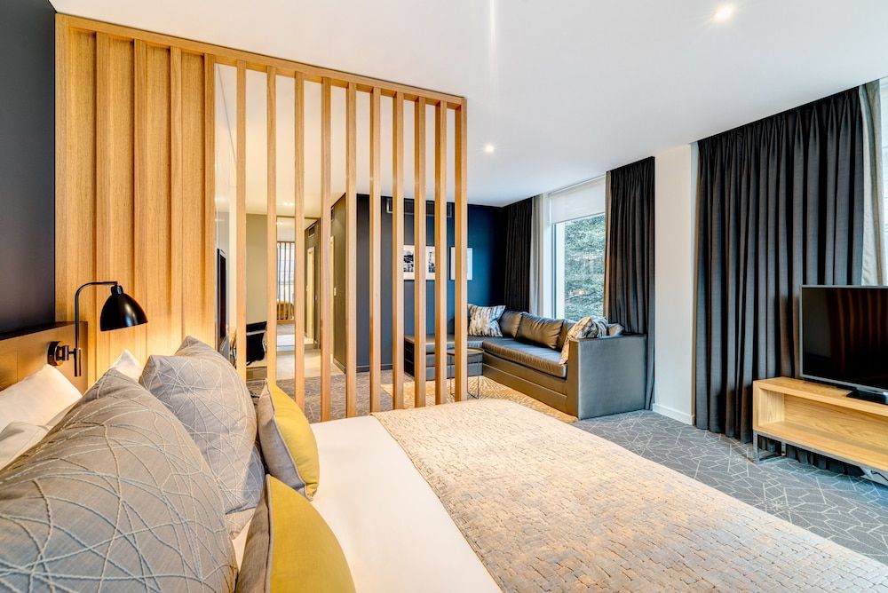 undefined Apex City of Bath Hotel 8