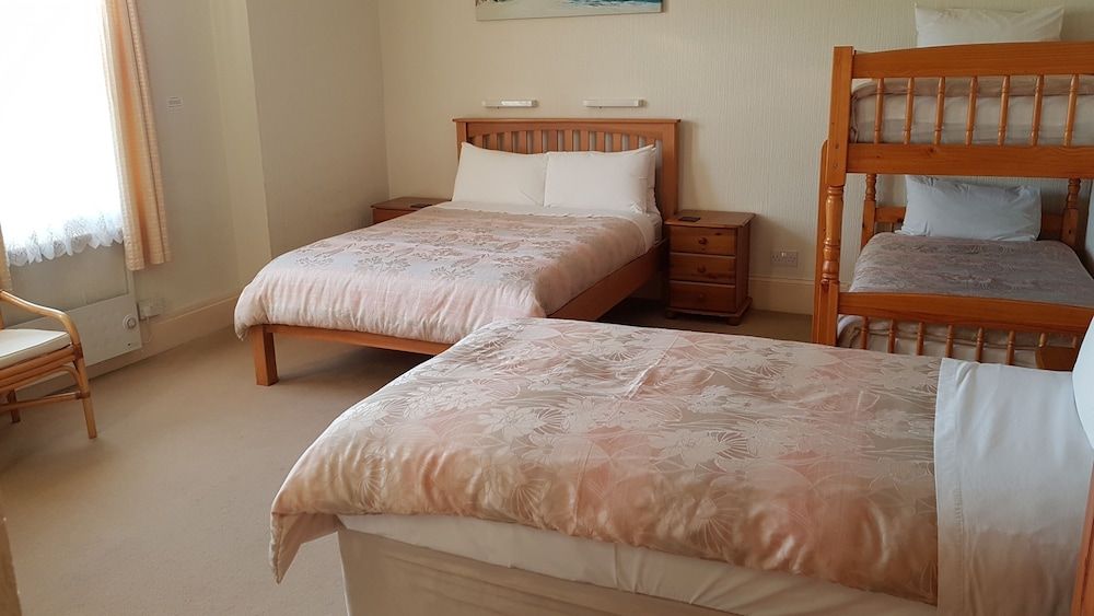 The Wycliffe Guest House Suite, Ensuite (2 Adults & 3 Children) 3