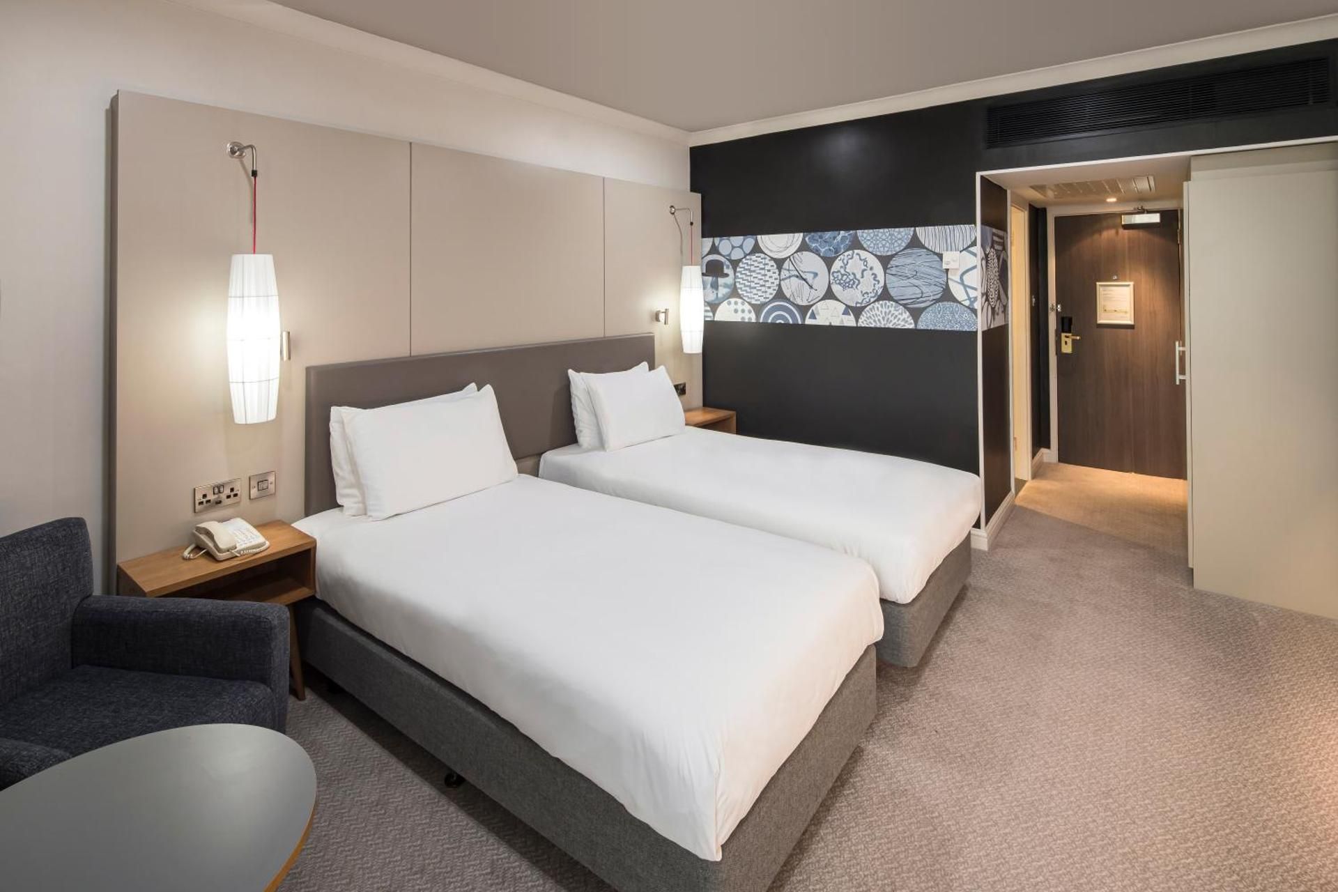 Standard Room with Two Single Beds