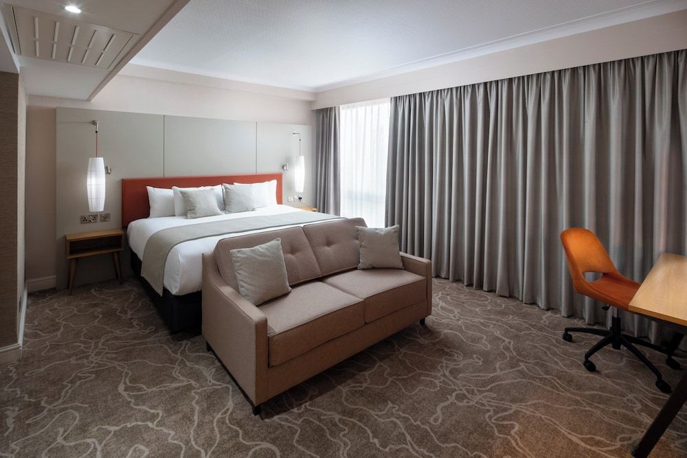 Suite, 1 King Bed, Club Lounge Access (Super King)