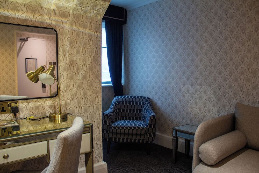 The Winchester Hotel & Spa Suite 3