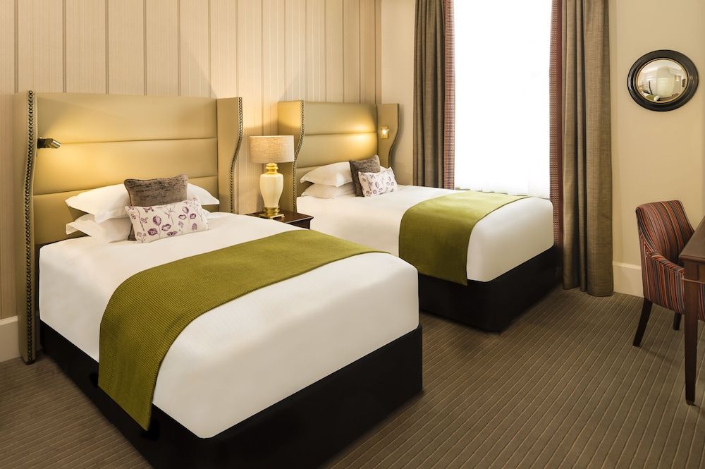 Deluxe Room (Twin)