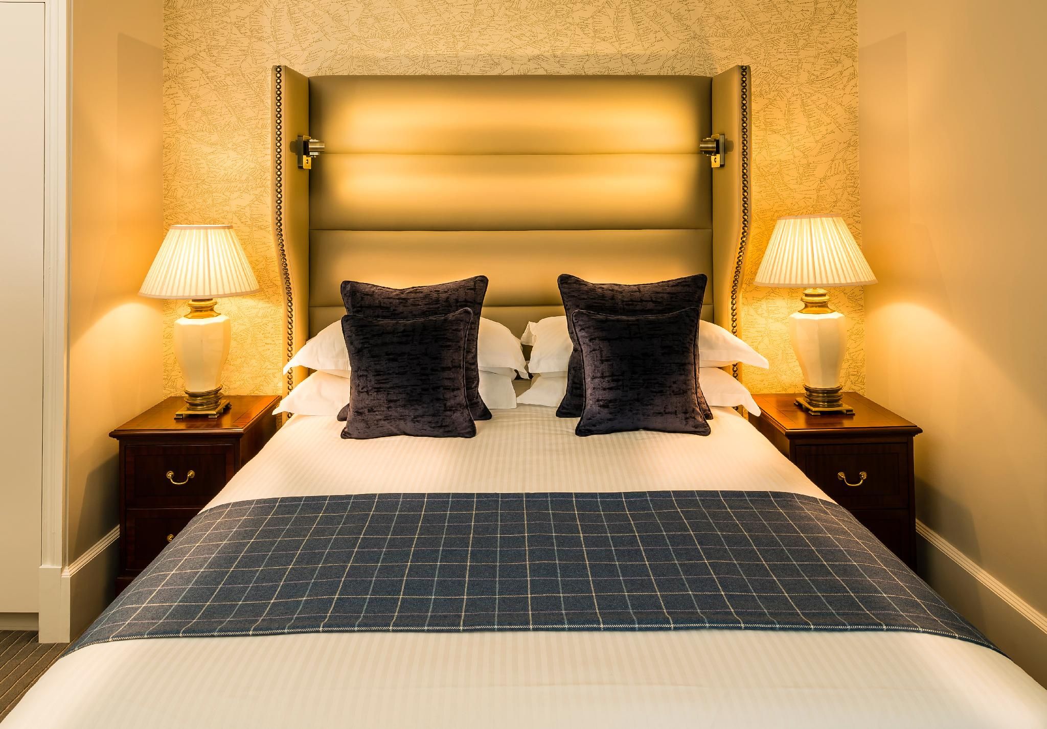 The Bailey's Hotel London Kensington Small Double Room 2