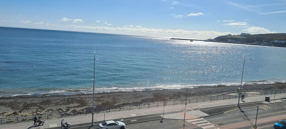 The Empress Hotel Executive Double Room, Sea View 8