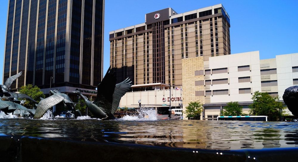 undefined DoubleTree by Hilton Omaha Downtown 8