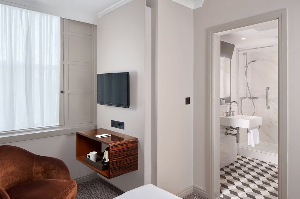 undefined Strand Palace Hotel 8