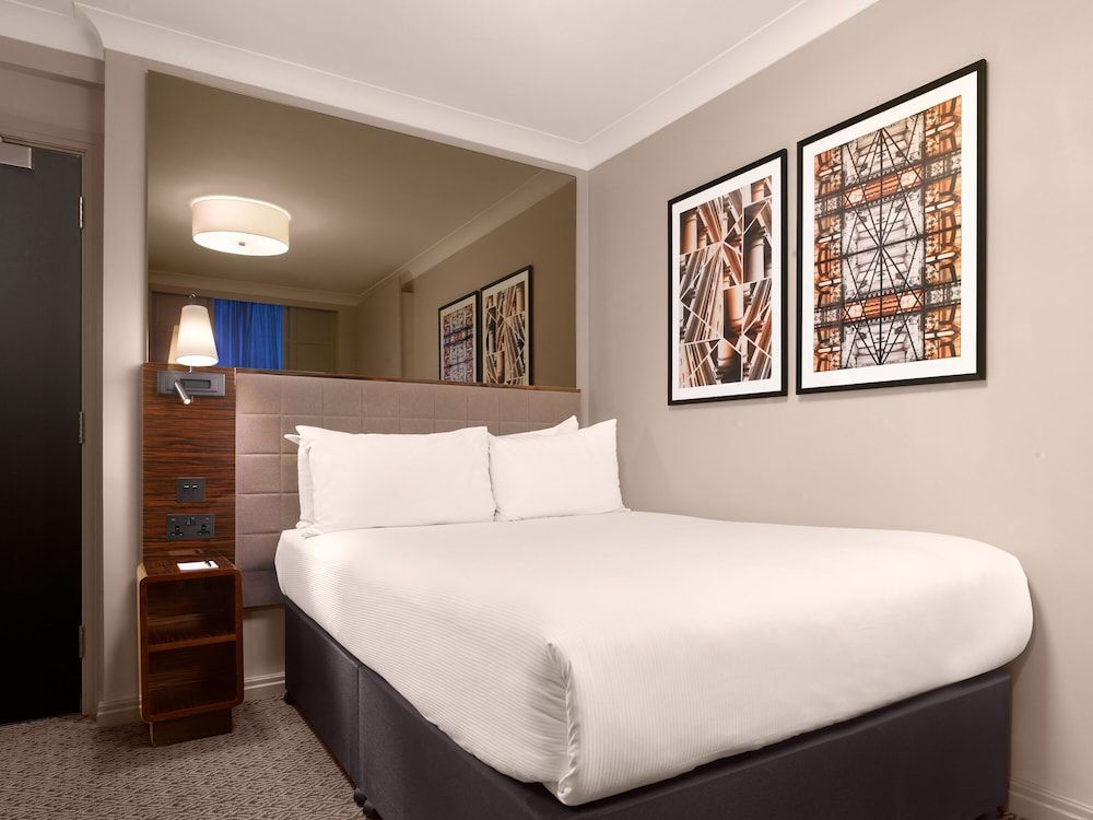 undefined Strand Palace Hotel 5