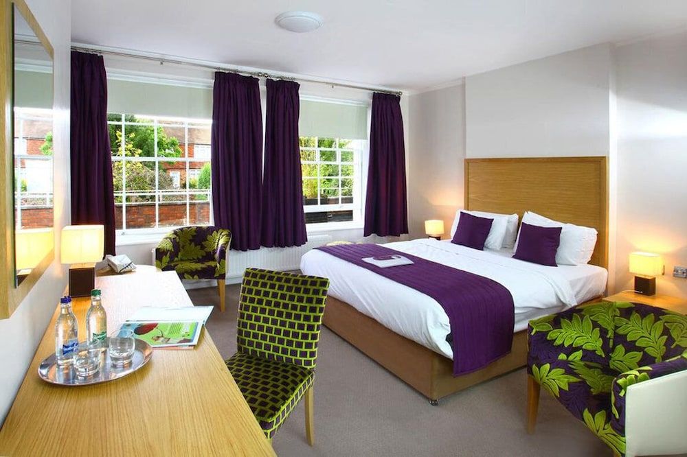 The Chequers Hotel Normal Double Room 3