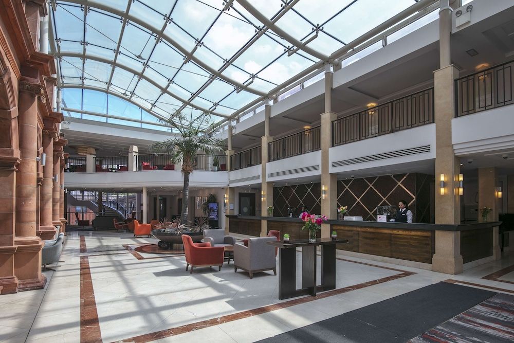 undefined The Crown London Hotel, Cricklewood (Northwest London), WorldHotels Distinctive 5