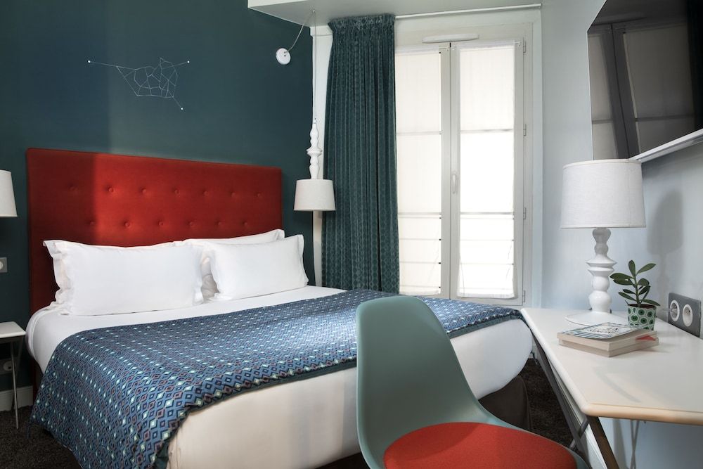 Hôtel MARAIS HÔme Classic Double Room 2