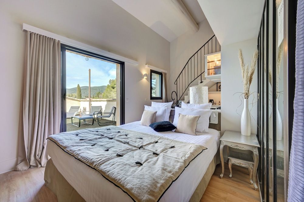 Family Suite (Duplex)
