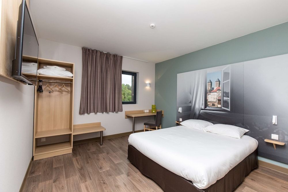 Standard Room, 1 Double Bed