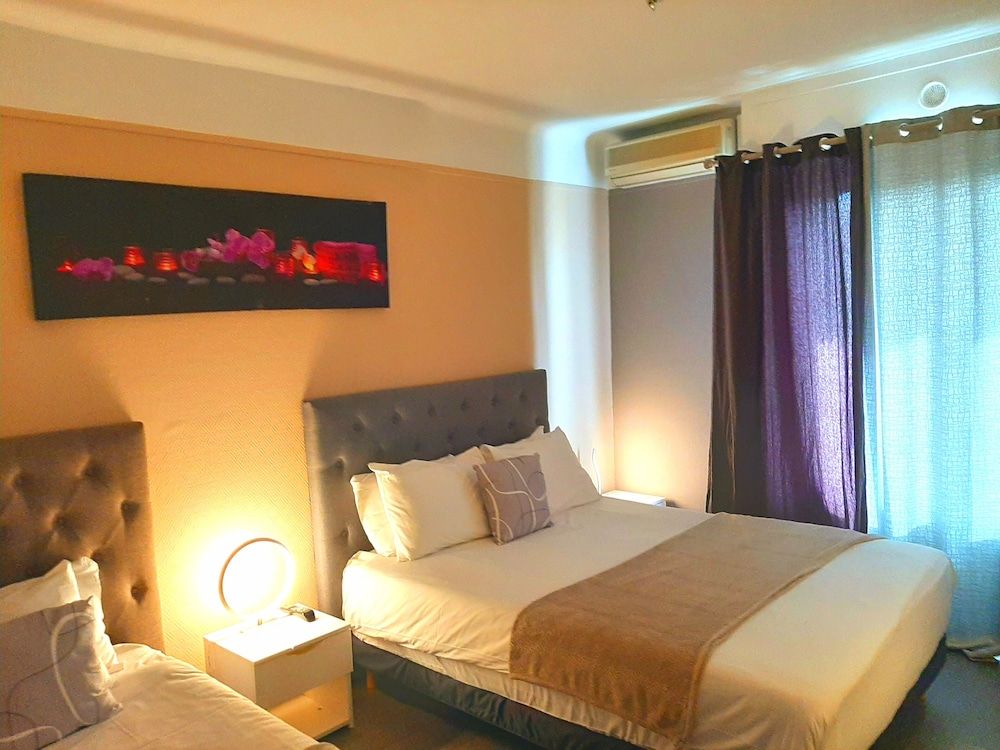 undefined Bellevue 9