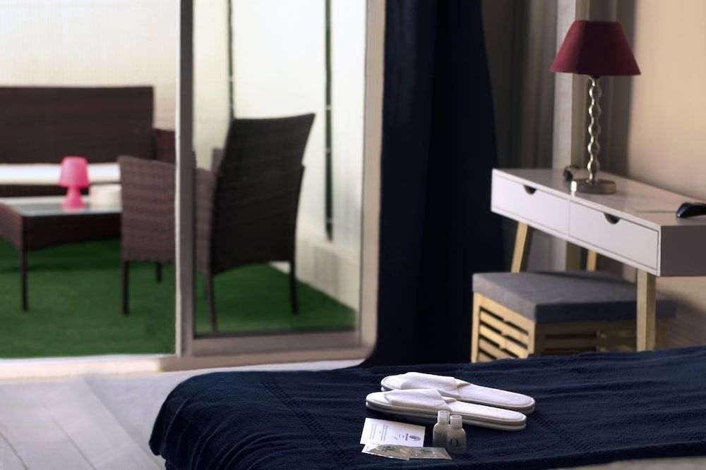 Bellevue Double Room 19