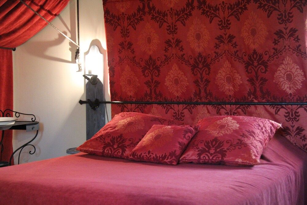 Suite, Ensuite, Garden View (La Pigeonnier)