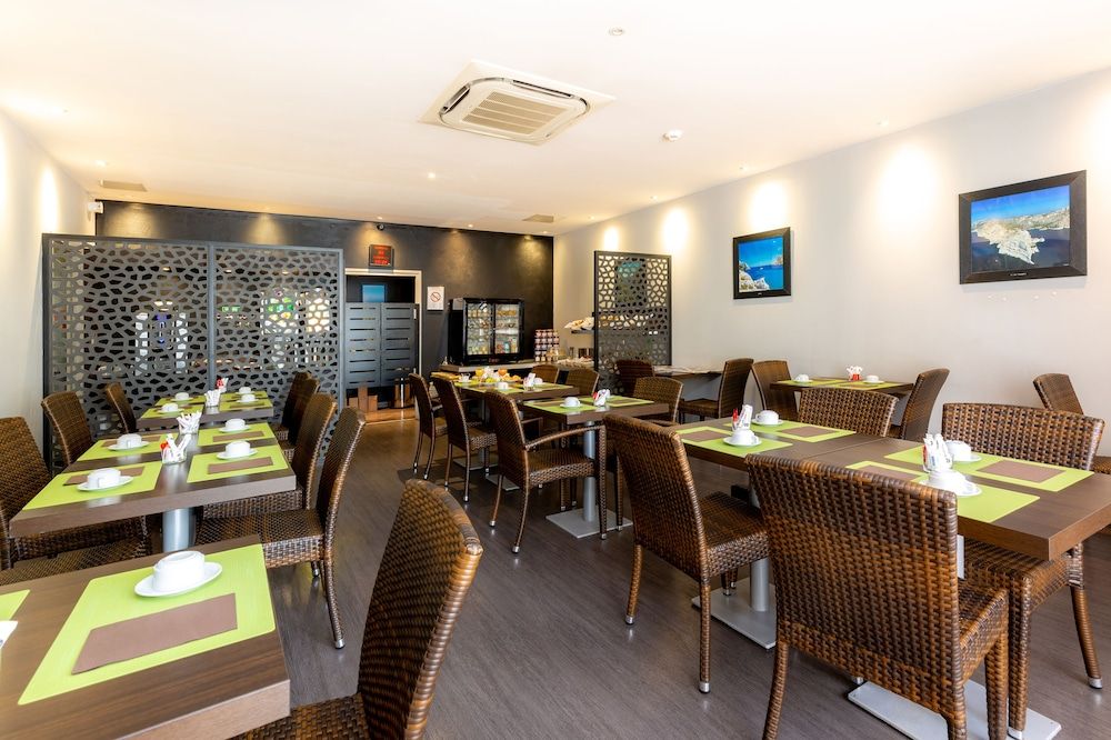 undefined Terminus Saint Charles 6