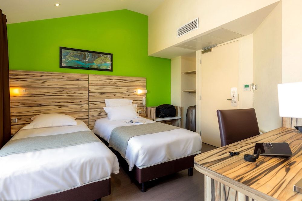 Comfort Twin Room