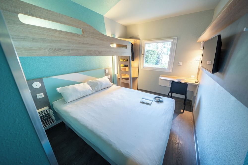 Triple Room, Multiple Beds