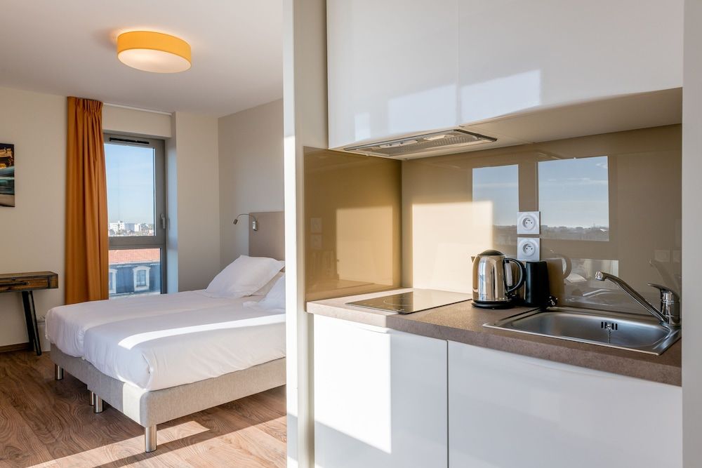 All Suites Appart Hôtel | Bordeaux Centre Gare SUPERIOR STUDIO (SINGLE BEDS) 3