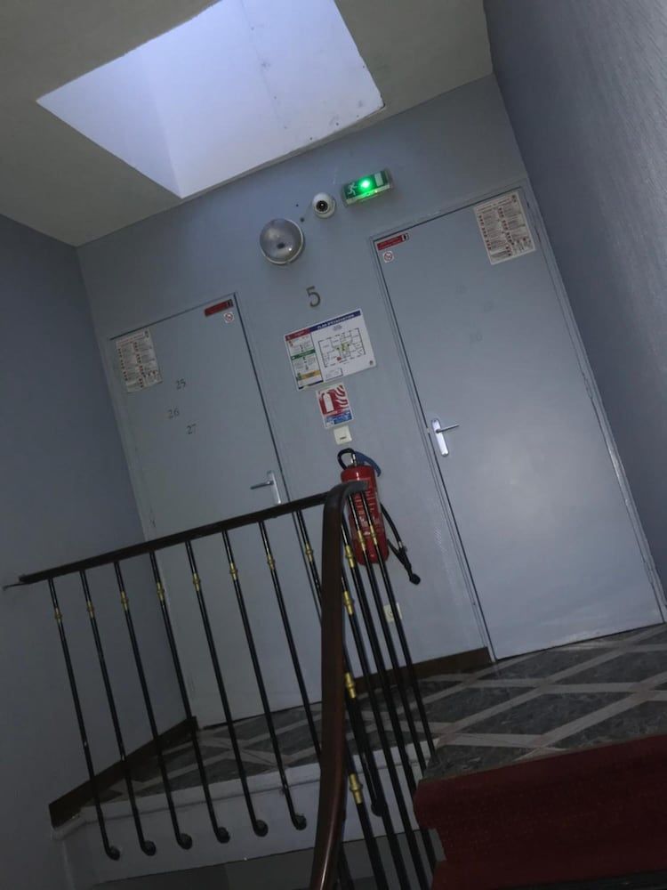 undefined FM Hotel 6