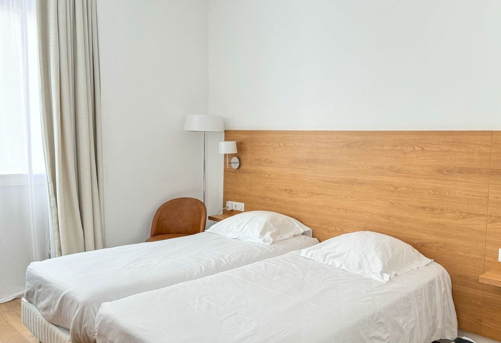 undefined Hotel Carlton Nice 4