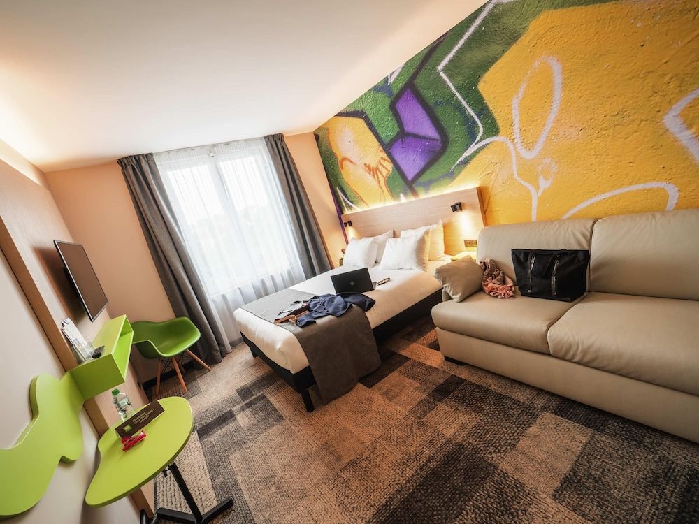 Standard Suite, 1 Double Bed with Sofa bed (Standard)