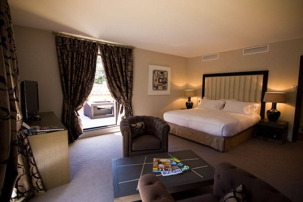 Superior Suite, Golf View