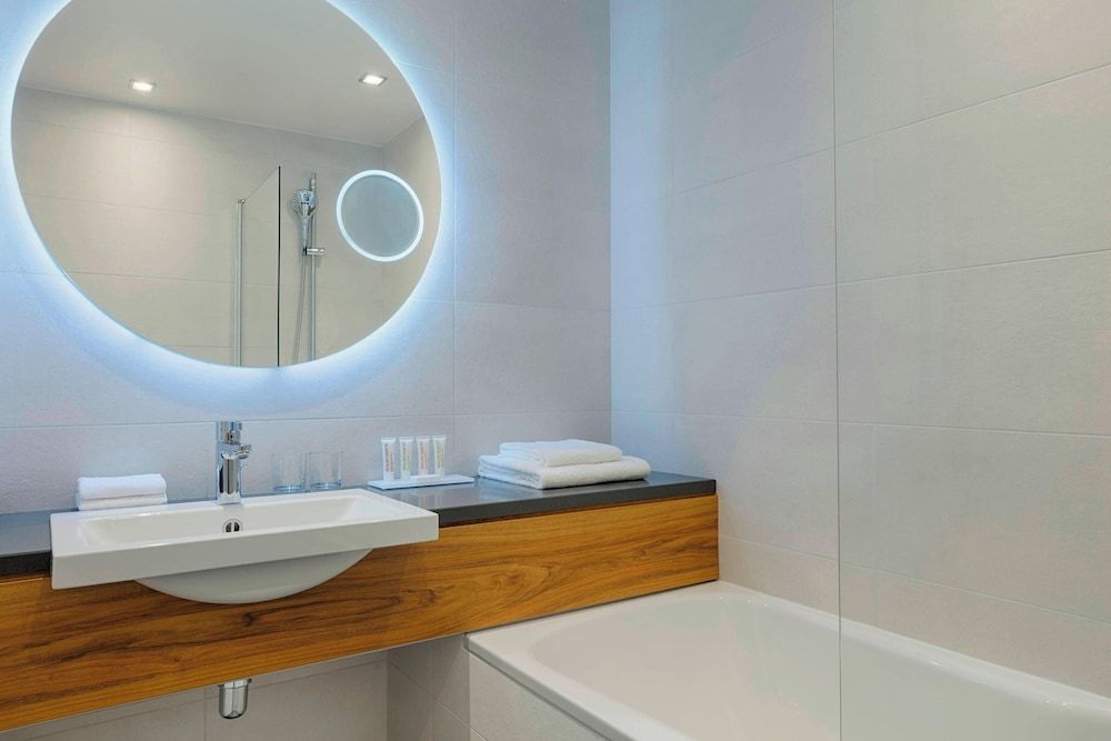 undefined Le Méridien Paris Arc De Triomphe 7