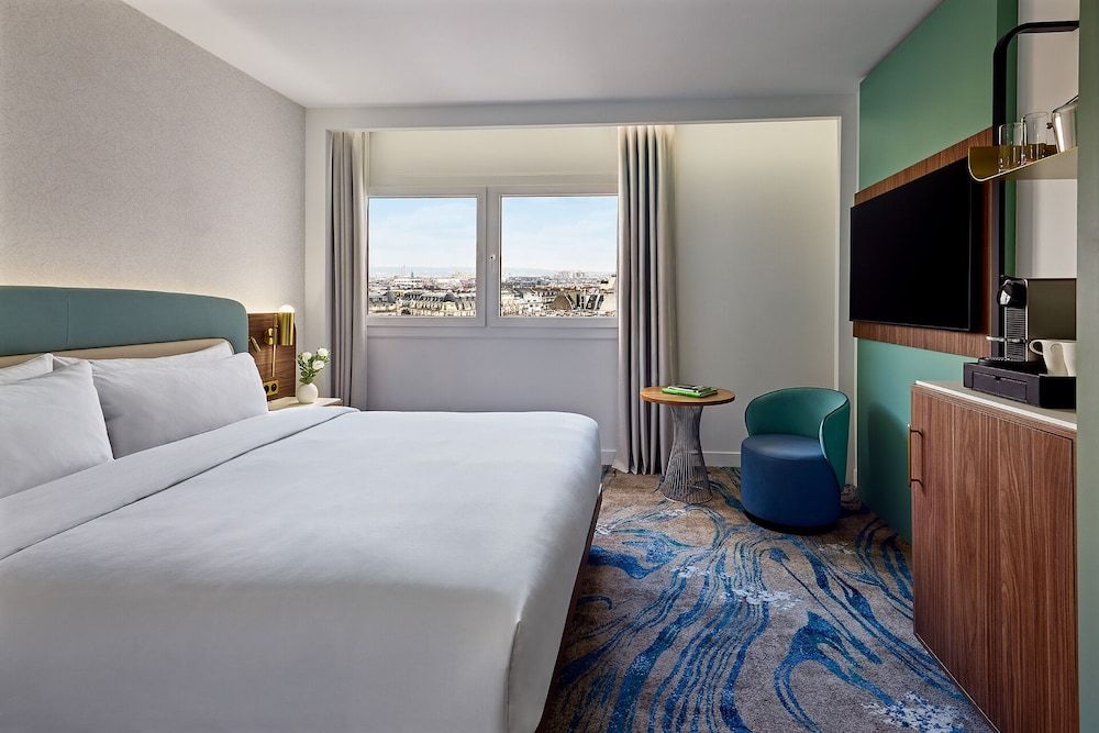 undefined Le Méridien Paris Arc De Triomphe