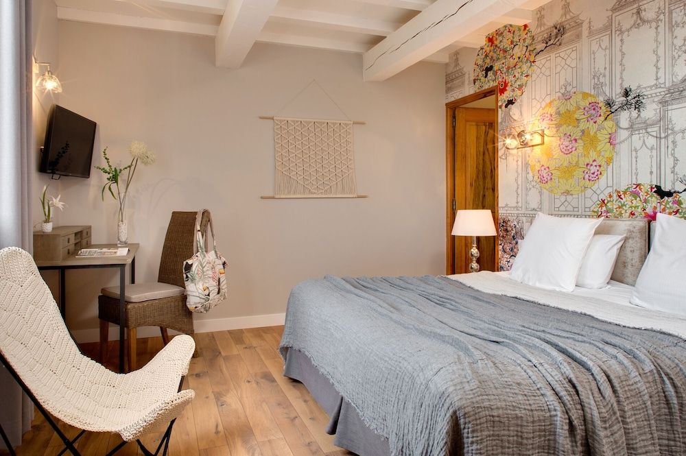 Le Pré Saint Michel Deluxe Double Room 5