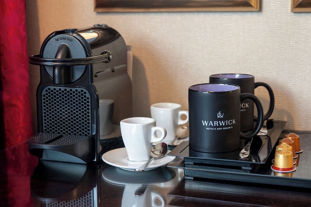 Warwick Champs-Elysées Paris Superior Room, 1 Queen Bed 4