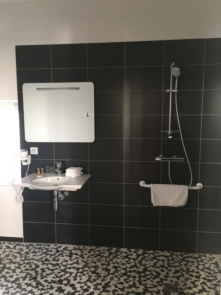 Central Hotel Room (Privilège ) 3