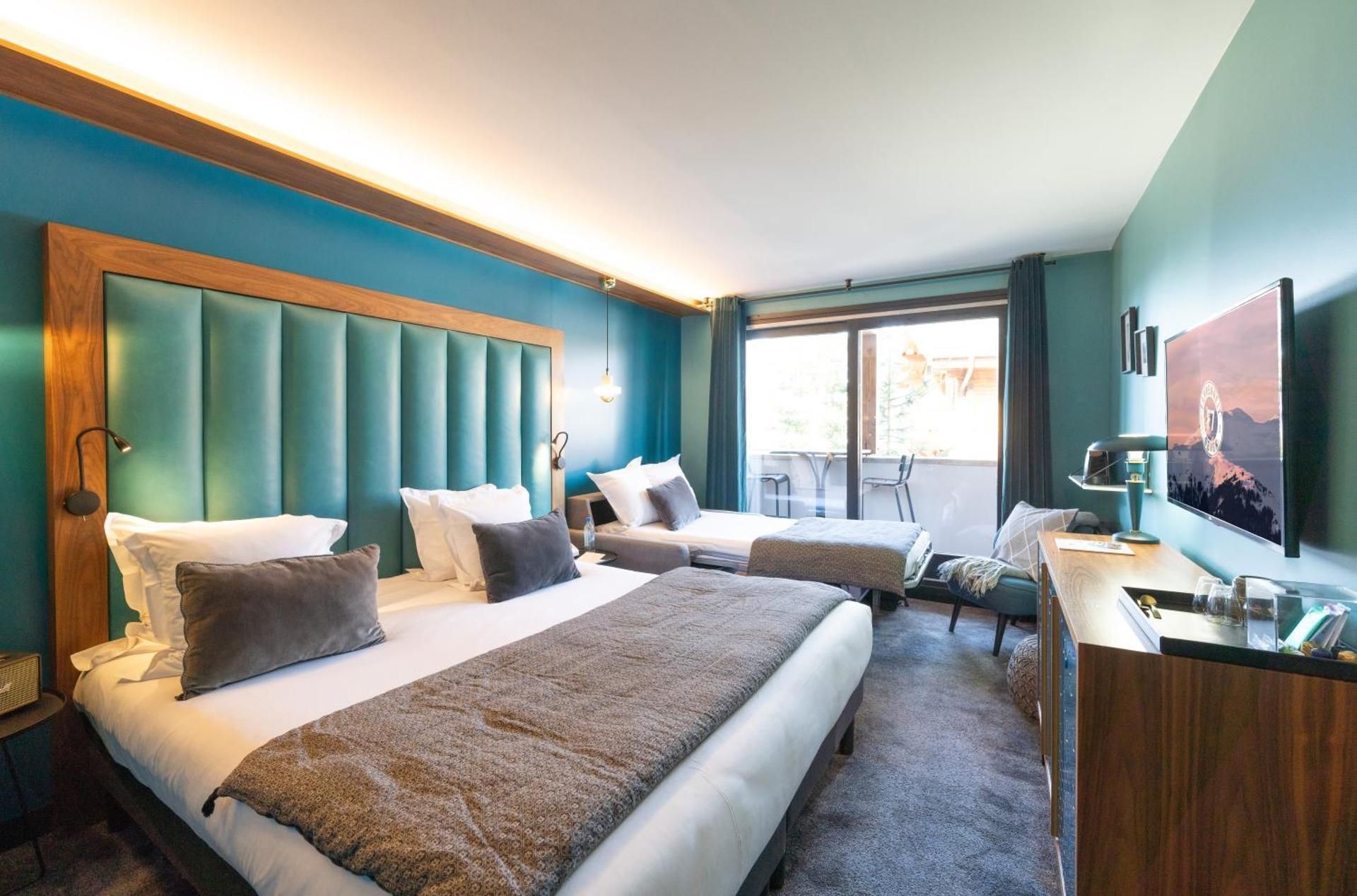 Triple Room with bath and Village View