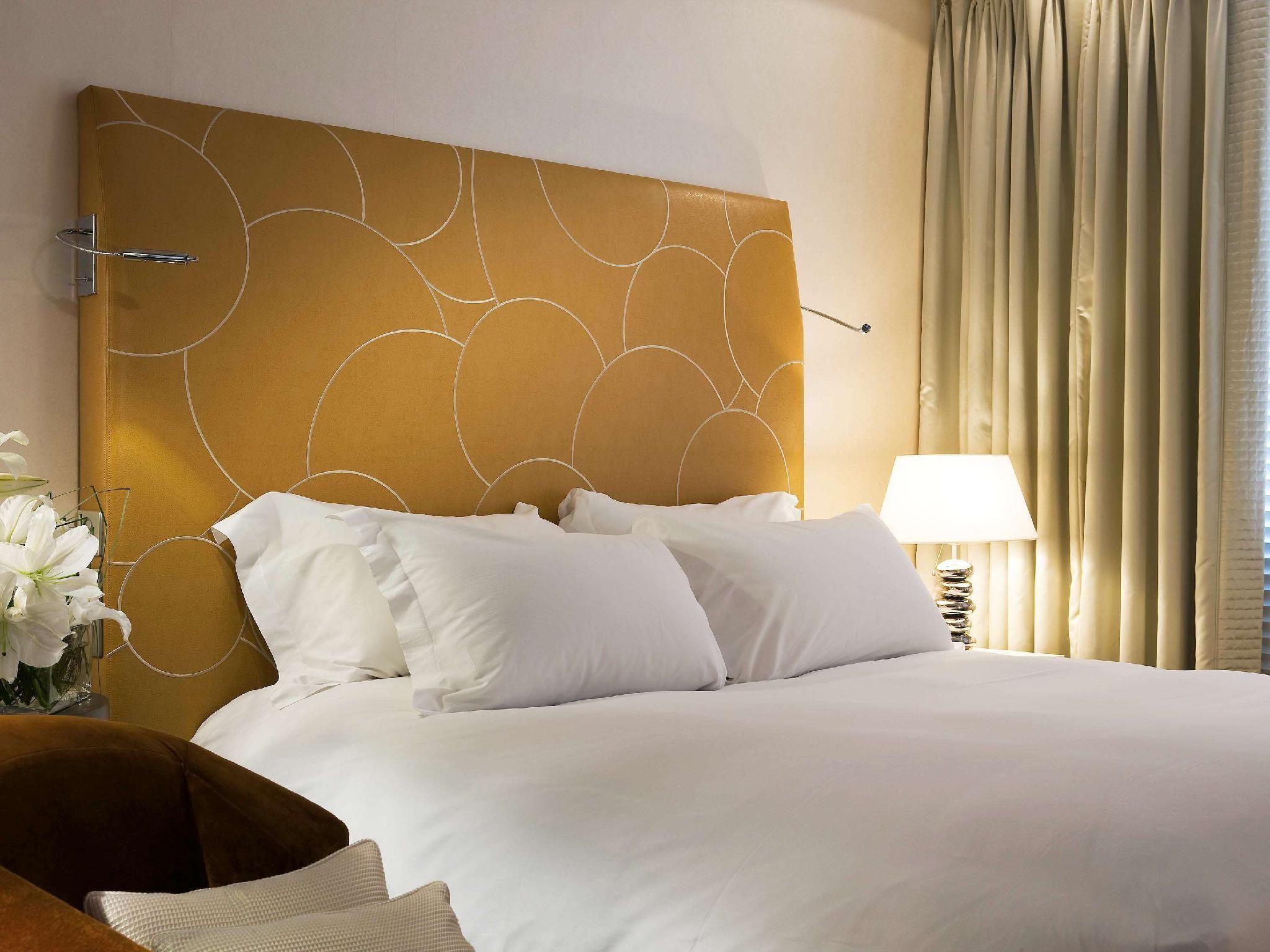 Luxury Room, Old Port View, Balcony, King-Size Bed, Spa And Gym Access