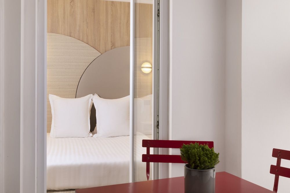 Yuna Blanche - Serviced Apartments 2 bedroom apartment Ground floor with terraces - 85m2 3