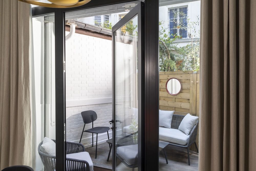 Yuna Blanche - Serviced Apartments 2 bedroom apartment Ground floor with terraces - 85m2 5