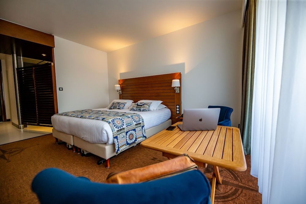 Le Grand Pavois Standard Double or Twin Room, Courtyard Area 3